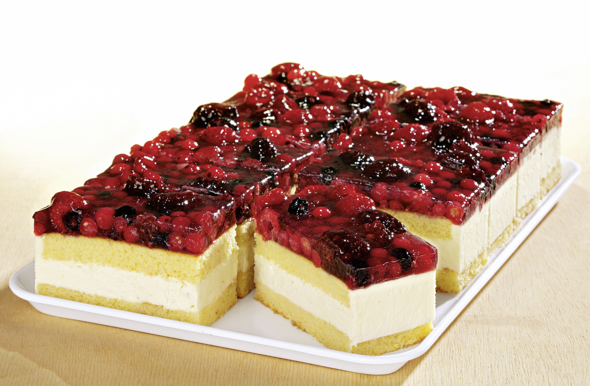 Beeren-Buttermilch-Schnitte 2000g