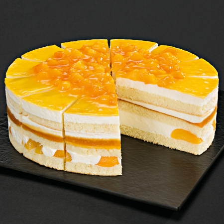 UNSERE PRACHTSTÜCKE CLASSICS Aprikosen-Zitronen-Torte vorgeschnitten 1750g