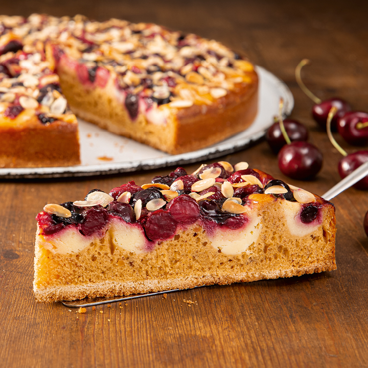 Oma's Landkuchen Kirsch-Mandel 3300g