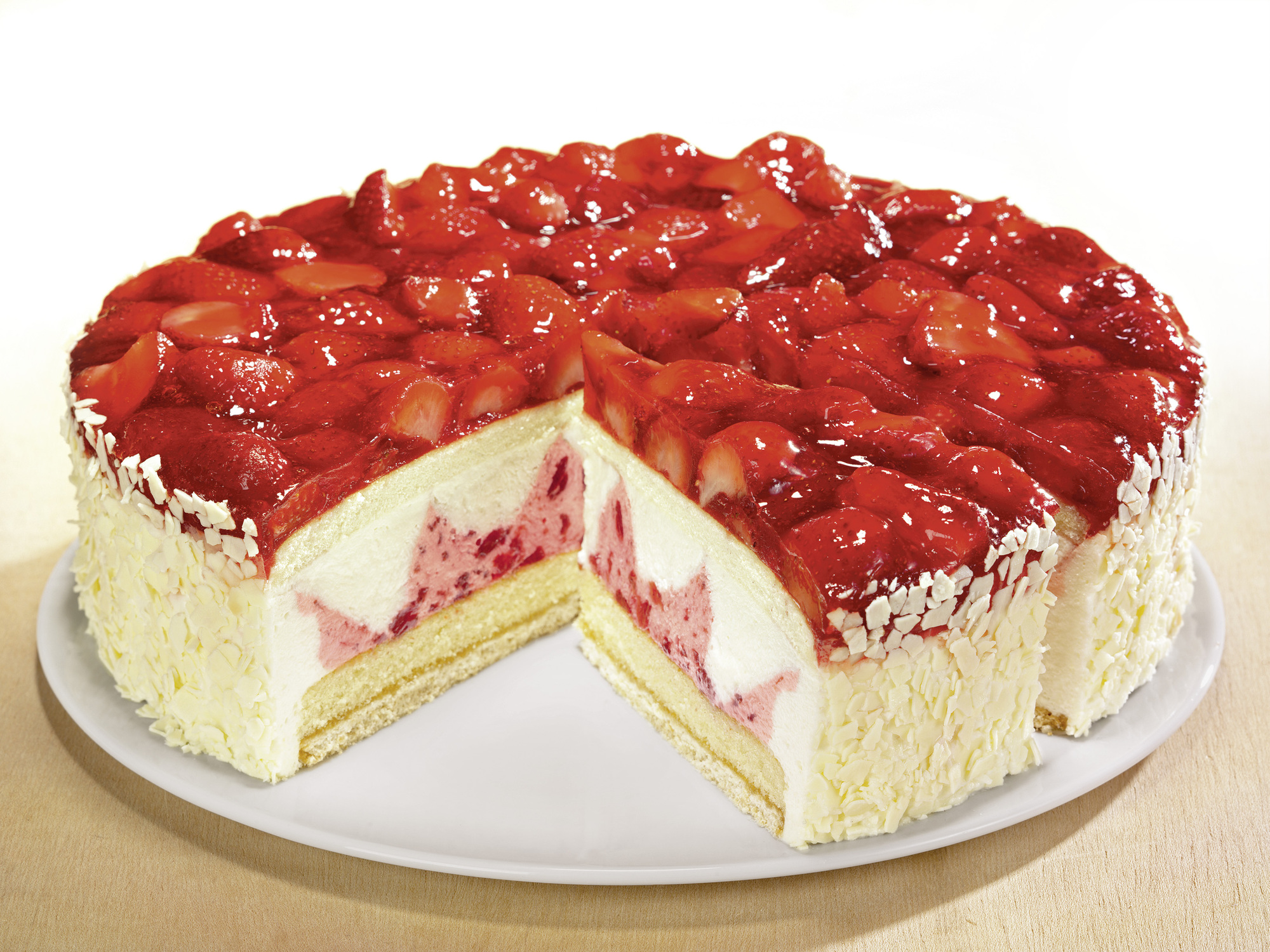 Erdbeer-Buttermilch-Torte 2900g